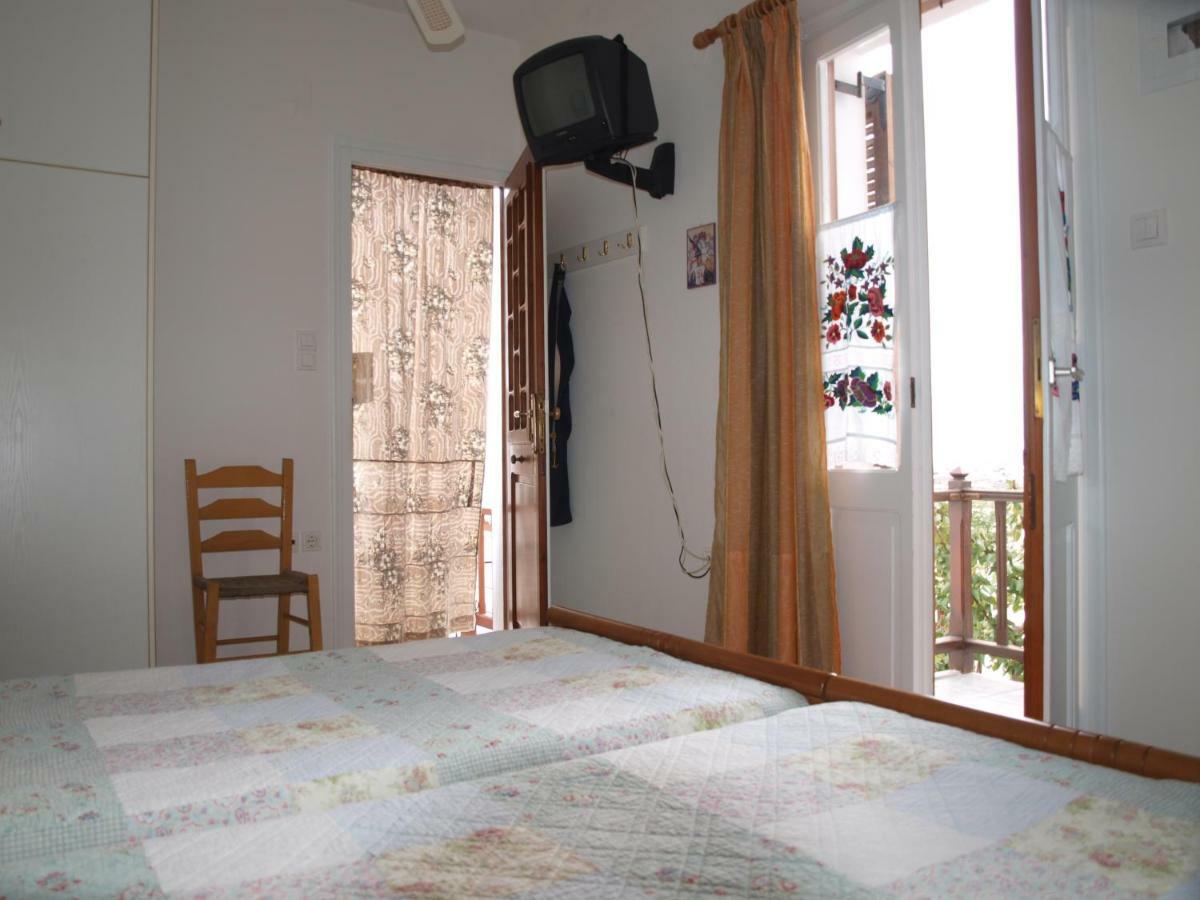 Batika Rooms Artemónasz Kültér fotó
